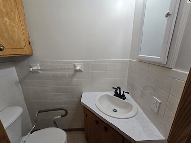 321 N Oak St, McPherson, KS 67460 - photo 7