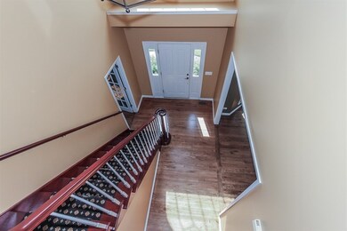 2-STORY ENTRY
