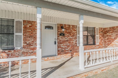 201 Autumnbrook Cir, Sherwood, AR 72120 - photo 2