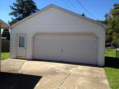 708 Niagara Pkwy, North Tonawanda, NY 14120 - photo 7