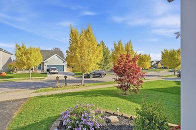 413 Lilyfield Ln, Galloway, OH 43119 - photo 3