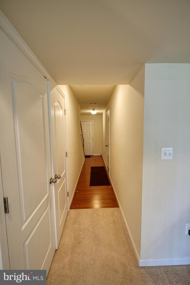11406 Sandhurst Place, White Plains, MD 20695 - photo 4