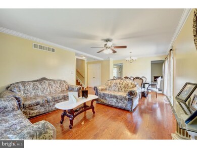 24 Robertson Rd, East Windsor, NJ 08520 - photo 7