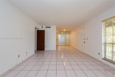 10784 N Kendall Dr unit D2, Miami, FL 33176 - photo 4
