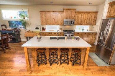 20874 Golden Gate Place, Bend, OR 97702 - photo 7