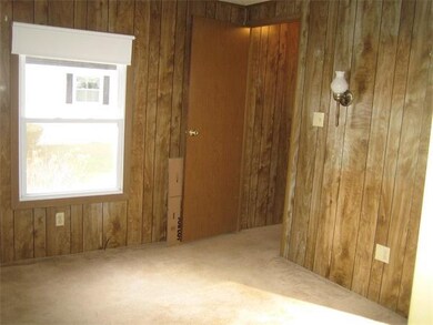 2 1st Ave, Westfield, MA 01085 - photo 5