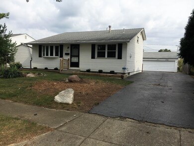 1700 Brookfield Square South