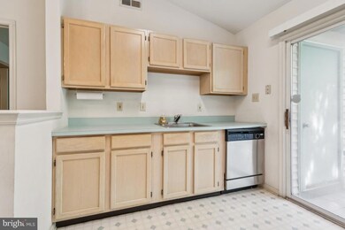83 Foxglove Dr unit CO83, Delran, NJ 08075 - photo 7