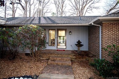Welcome home to 5 Commodore Point!