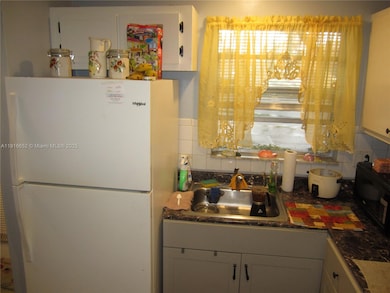 2751 E Sunrise Lakes Dr unit 108, Sunrise, FL 33322 - photo 4