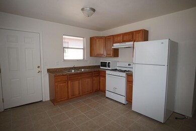 3831 Mountain Ave unit B, El Paso, TX 79930 - photo 4