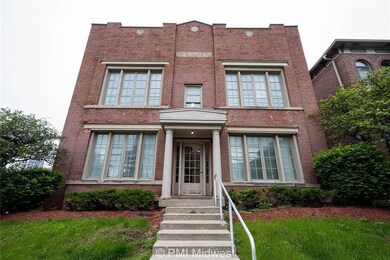 522 Fletcher Ave unit 205, Indianapolis, IN 46203 - photo 2