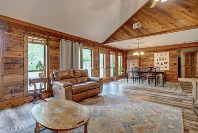 136 Grainger Point Rd-large-008-003-P633