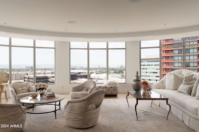 Esplanade9025