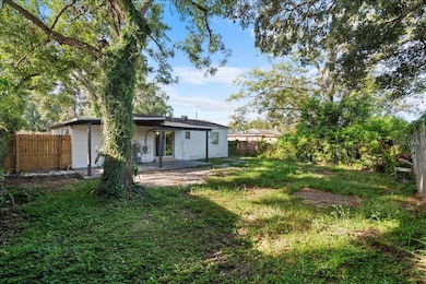 704 E Wilma St, Tampa, FL 33612 - photo 7