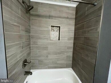 138 N Belnord Ave, Baltimore, MD 21224 - photo 6