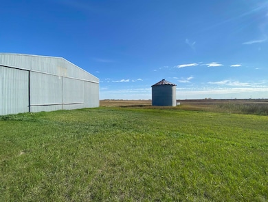 8296 109th St NW, Flaxton, ND 58737 - photo 5