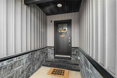 1021 Monarch Rd, Centerton, AR 72719 - photo 4