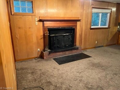 5257 Sweetwater Ct, Greensboro, NC 27407 - photo 3