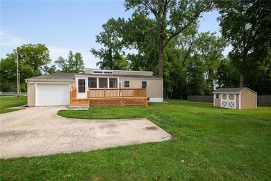 6033 Rosehill Rd, Shawnee, KS 66216 - photo 2