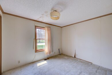 201 Walnut St, Three Oaks, MI 49128 - photo 7