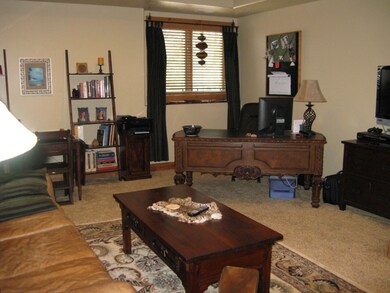 Den/Office/GameRoom