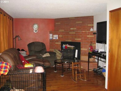 unlisted-address, Eugene, OR 97408 - photo 6