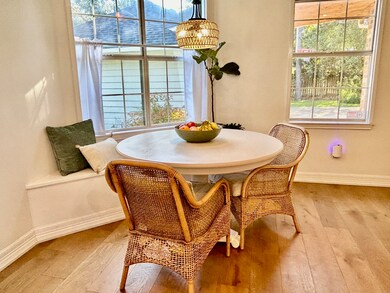 1818 Streamside Dr, Friendswood, TX 77546 - photo 4