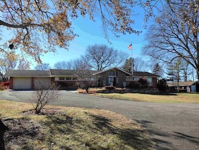 4910 Kilburn Ave, Rockford, IL 61101 - photo 4