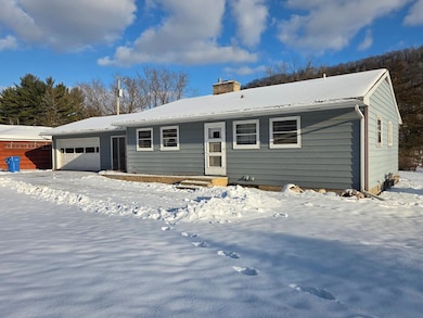 1610 Gilmore Valley Rd, Winona, MN 55987 - photo 2