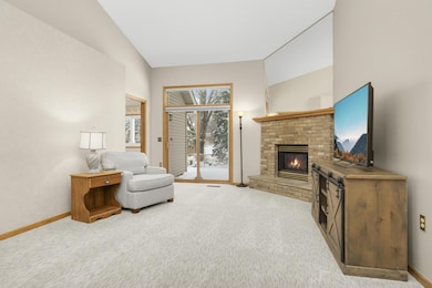 7147 Ivy Ridge Ct, Circle Pines, MN 55014 - photo 4