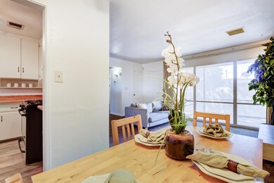 9424 N 4th Ave-14