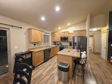 3138 Wynne Ave, Butte, MT 59701 - photo 5