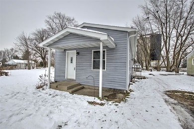 4952 S Taylor Rd, Elwin, IL 62532 - photo 3