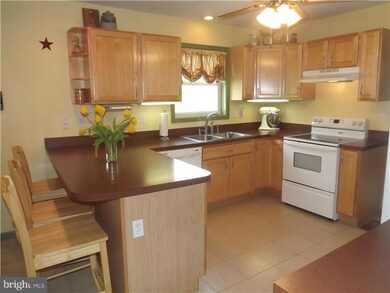 8 Green St, Birdsboro, PA 19508 - photo 7