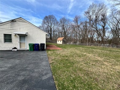 2 Pasadena Ct, Warwick, RI 02888 - photo 3