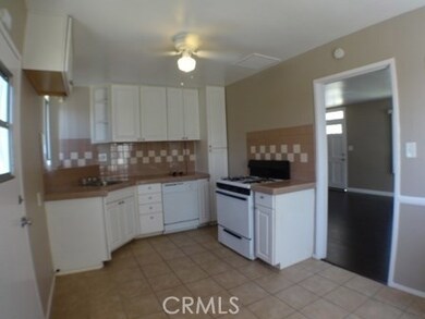 4823 Ashworth St, Lakewood, CA 90712 - photo 6