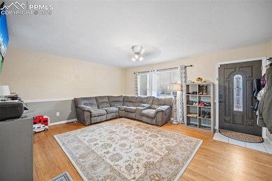 829 Hayden Dr, Colorado Springs, CO 80910 - photo 4