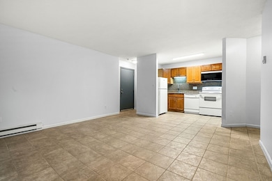 8 Lafayette Park unit 1, Lynn, MA 01902 - photo 7