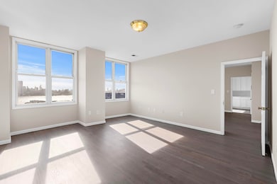 5 Oak St unit 5, Weehawken, NJ 07086 - photo 2
