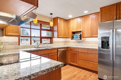 836 Daley St, Edmonds, WA 98020 - photo 7