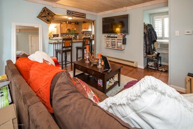 10_Living Room-6