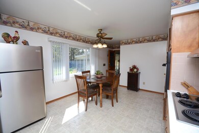 5444 Willowwood Rd, Columbus, OH 43229 - photo 5