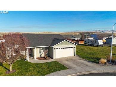 1914 SW 2nd Dr, Pendleton, OR 97801 - photo 3