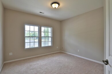 6231-MapleGlen-07