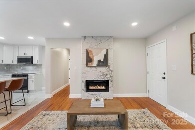 3900 Colebrook Rd, Charlotte, NC 28215 - photo 6