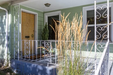 452 NE Franklin Ave, Bend, OR 97701 - photo 2