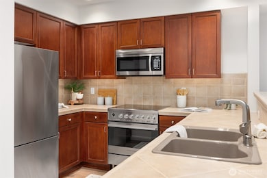 Library Square unit 407, Bellevue, WA 98004 - photo 6