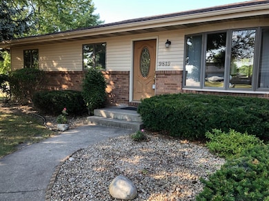 9819 Buchanan St, Crown Point, IN 46307 - photo 2