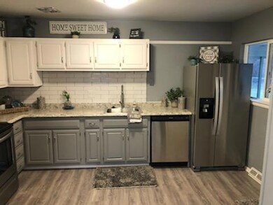 5054 Jed Ct, Columbus, OH 43227 - photo 2